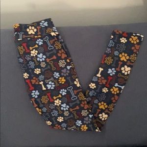 NEW LuLaRoe OS Puppy Paw Dog Bone Leggings